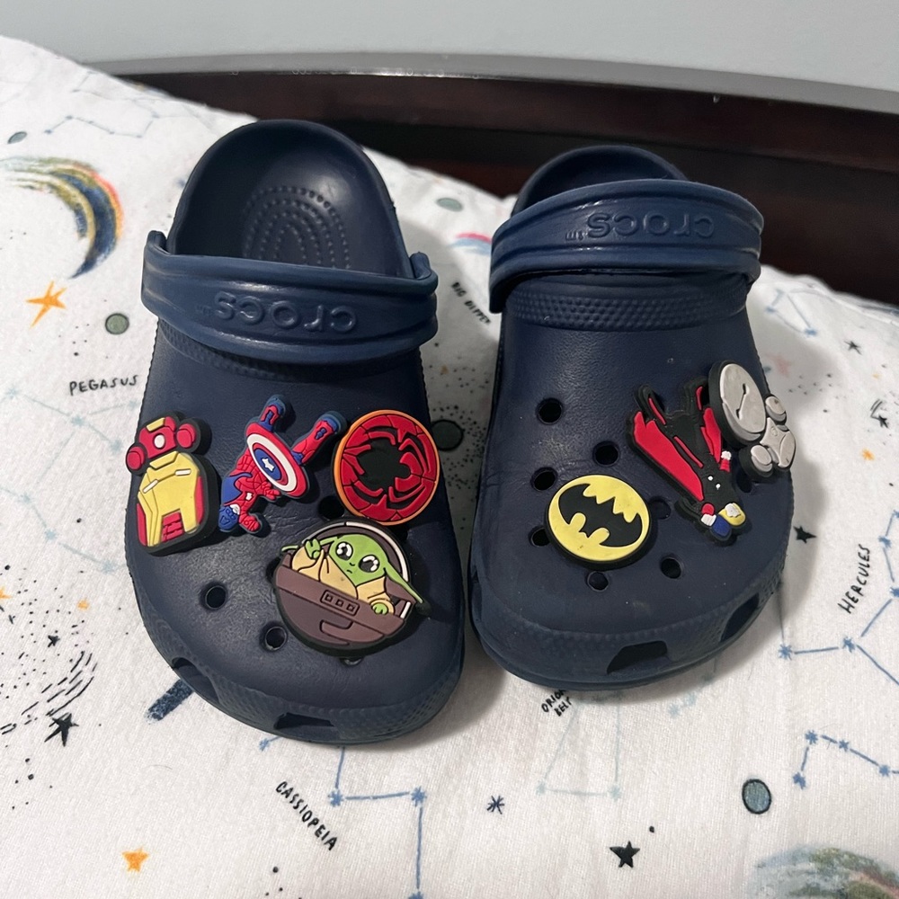 Crocs toddler 10-11